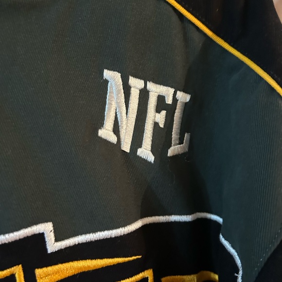 NFL licensed Green Bay Packers jacket. Like new size XL - Picture 7 of 16